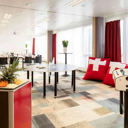 Ibis Messe Airport 3* Zürich
