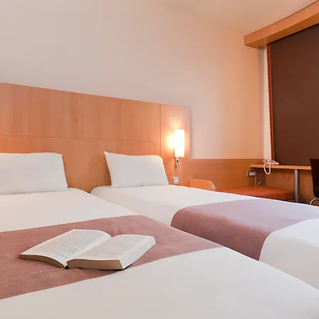 Ibis Messe Airport Hotel Zurich
