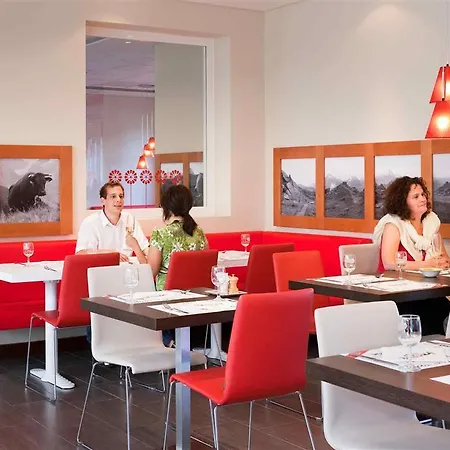 Ibis Messe Airport 3* Zürich