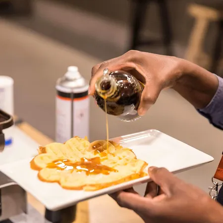 Ibis Messe Airport Otel