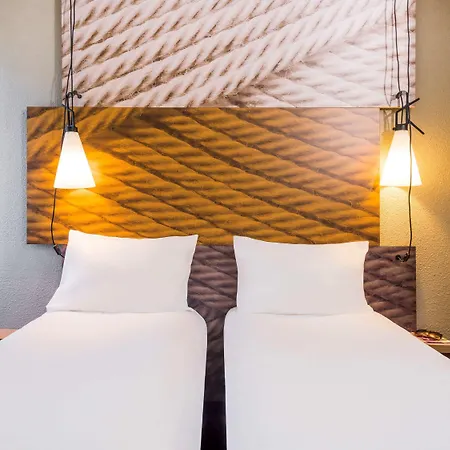 Ibis Messe Airport 3* Zürih