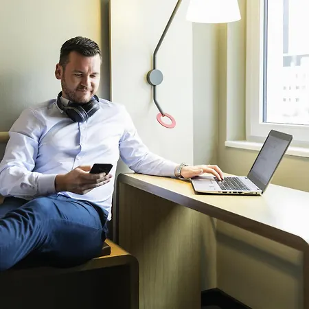 Ibis Messe Airport Otel