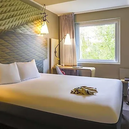 Ibis Messe Airport 3* Zürich