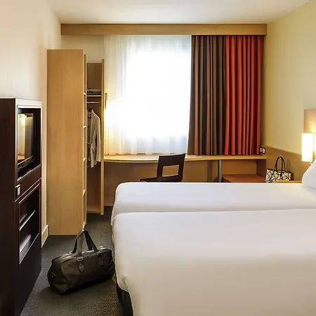 Ibis Messe Airport Hotel Zurich
