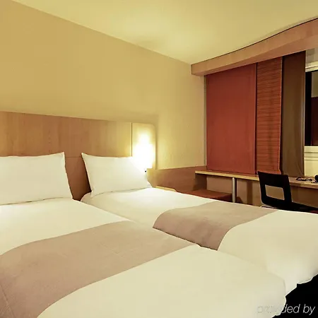 Ibis Messe Airport 3* Zurich