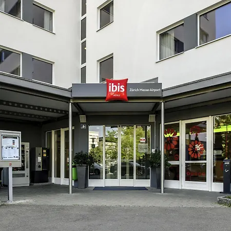 Ibis Messe Airport Hotel 3*