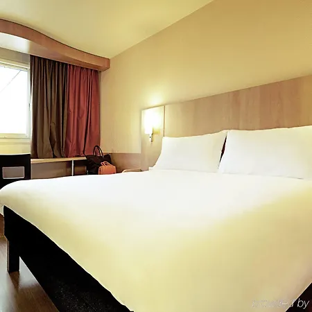 Ibis Messe Airport 3*