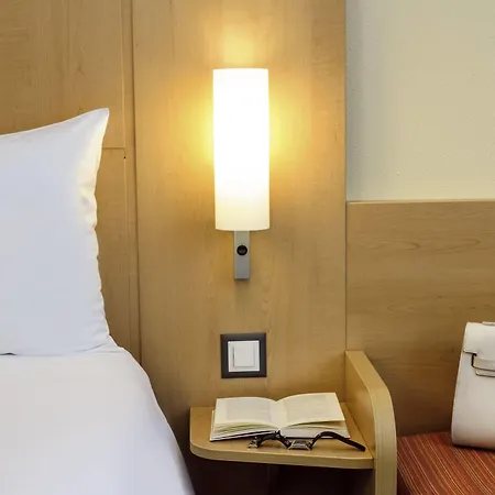 Ibis Messe Airport Zurich
