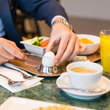 Ibis Messe Airport Hotel Zurich