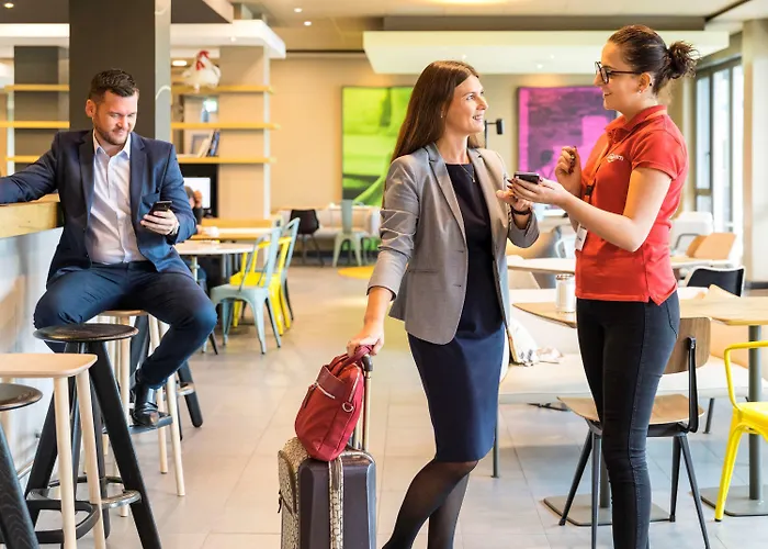 Hotel Ibis Messe Airport 3*