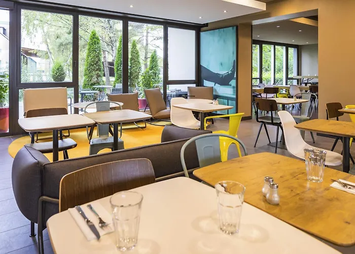 Hotel Ibis Messe Airport 3*