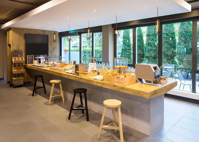 Ibis Messe Airport Hotel Zurych