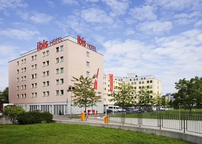 Ibis Messe Airport Отель Цюрих