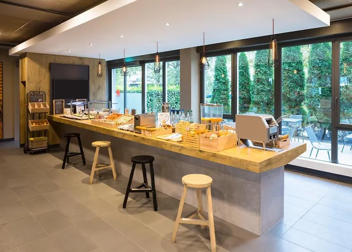 Ibis Messe Airport 3*