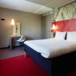 Ibis Messe Airport Hotel Zurich