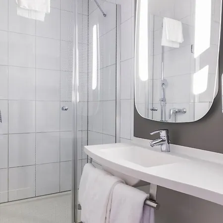 Hotel Ibis Messe Airport Zurich